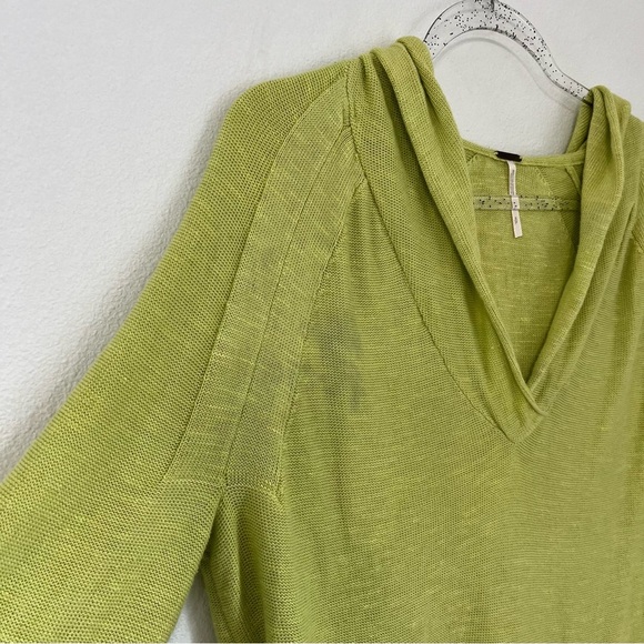 Free People Optimistic Hoodie Women Sz S Chartreuse Linen Knit Sweater Oversize - Picture 2 of 10